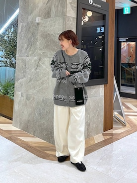 「JEANASIS（ジーナシス）のフェイクスエードスマホケースショルダー/580500（スマホグッズ）」を使った、yukiさん（レディース・155cm）の秋コーディネート