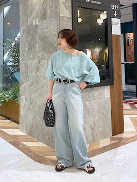 「JEANASIS（ジーナシス）のメルカドミニBAG/654097（ハンドバッグ、ブラック系）」を使った、yukiさん（レディース・155cm）の春コーディネート