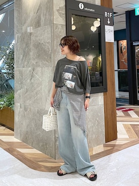 「JEANASIS（ジーナシス）のメルカドミニBAG/654097（ハンドバッグ、ホワイト系）」を使った、yukiさん（レディース・155cm）の春コーディネート