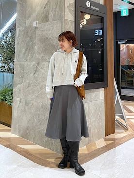 「JEANASIS（ジーナシス）のアイテム（スカート）」を使った、yukiさん（レディース・155cm）の秋コーディネート