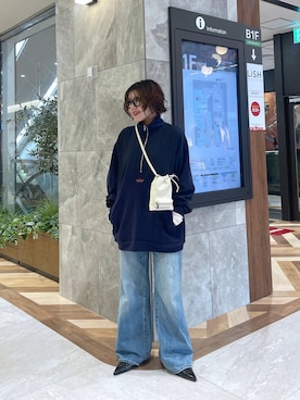 「アイテム（スマホグッズ、ホワイト系）」を使った、yukiさん（レディース・155cm）の秋コーディネート