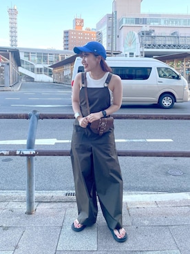 「アイテム（サロペット/オーバーオール、グリーン系）」を使った、yukiさん（レディース・155cm）の夏コーディネート