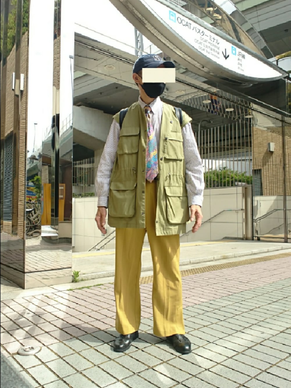 「ベースボールキャップ、ミリタリーベスト、ドレスシャツ、ネクタイ、スラックス、カラーパンツ、グルカサンダル、starter、センスオブプレイス、ポロラルフローレン、Missoni、ニコアンド、BEAMS」｜「STARTERの∴WEGO/別注STARTER TC TWILL TRAD CAP（キャップ、その他）」を使った、たっくんさん（メンズ・176cm）の春コーディネートの1枚目の写真