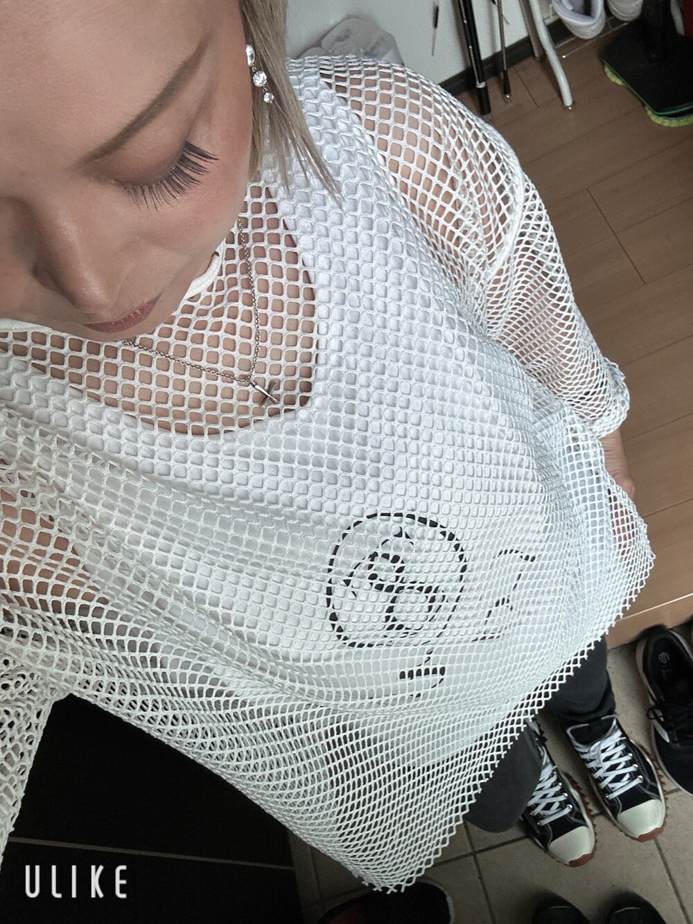 「シンプルスタイル、お洒落さんとつながりたい、スニーカー女子、converse、ache」｜「acheのアイテム（その他トップス、ホワイト系）」を使った、❤️mari❤️さん（レディース・160cm）の春コーディネートの1枚目の写真