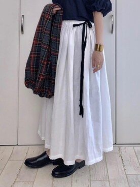 白スカート の人気ファッションコーディネート Wear 白スカート の人気ファッションコーディネート Wear