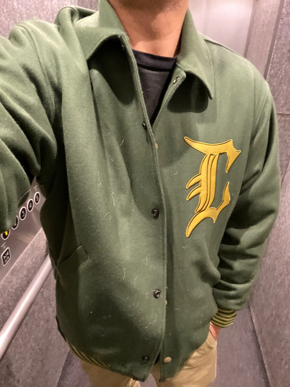 CALEEのスタジャンを使った人気ファッションコーディネート - WEAR