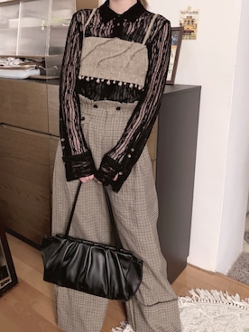 「eaphiのアイテム（シャツ/ブラウス、ブラック系）」を使った、levemrさん（レディース・157cm）の夏コーディネート
