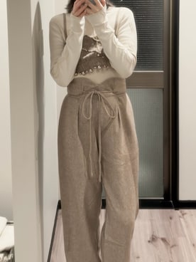 「eaphiのアイテム（チノパンツ、ベージュ系）」を使った、levemrさん（レディース・157cm）の夏コーディネート