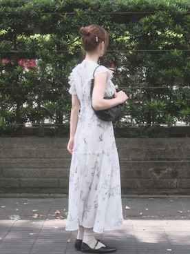 「SNIDEL（スナイデル）のアイテム（ワンピース/ドレス）」を使った、levemrさん（レディース・157cm）の夏コーディネート