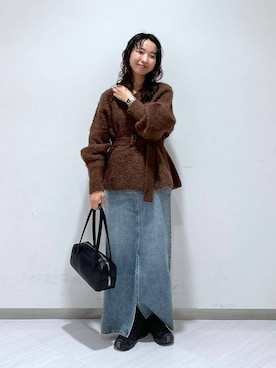 「アイテム（デニムスカート）」を使った、ナオさん（レディース・158cm・20代）の冬コーディネート