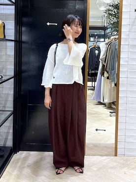 「アイテム（スラックス）」を使った、ナオさん（レディース・158cm・20代）の夏コーディネート