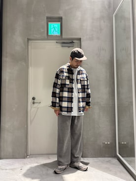 「CIAOPANIC TYPY（チャオパニックティピー）の【冬も暖かい◎】男女兼用/モールタックストレートパンツ（スラックス）」を使った、Sasakiさん（メンズ・180cm）の冬コーディネート