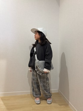 「アイテム（バレエシューズ）」を使った、Sasakiさん（キッズ・120cm）の秋コーディネート