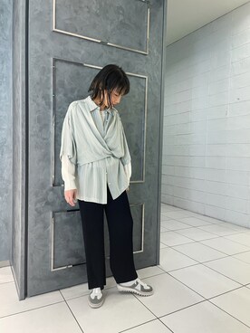 ブルー系のアイテムを使った ミニマル の人気ファッションコーディネート Wear