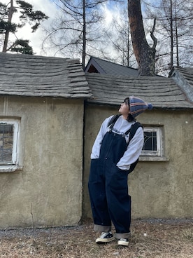 「stussy」｜「アイテム（サロペット/オーバーオール）」を使った、牛乳さん（レディース・158cm）の秋コーディネート