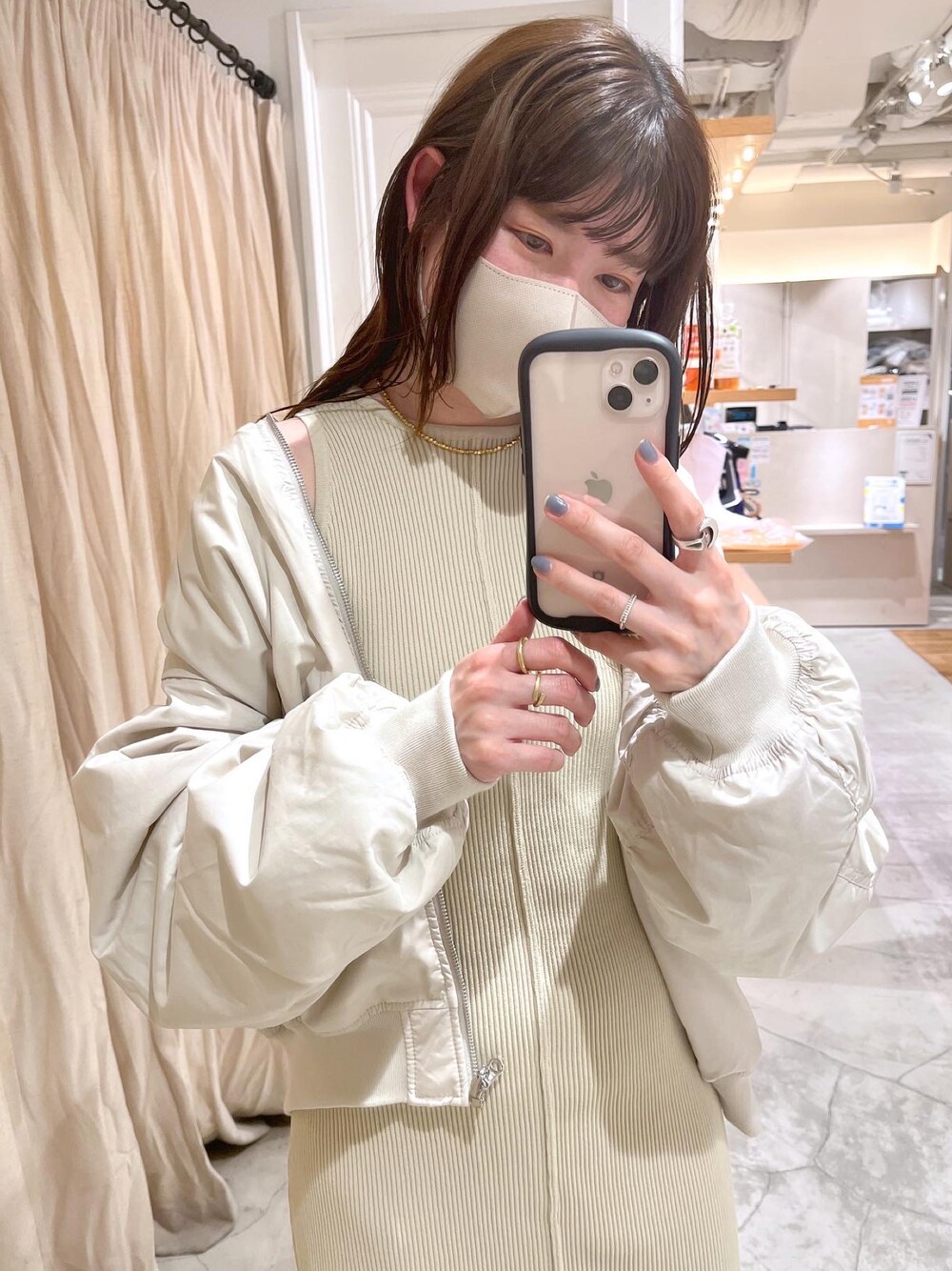 「秋服、カジュアルコーデ、大人女子、おしゃれさんと繋がりたい、mystic、mysticstaff、mystic横浜」｜「mysticのショートカーデワンピースSET（ワンピース、ベージュ系）」を使った、senahideshimaさん（レディース・162cm）の秋コーディネートの1枚目の写真