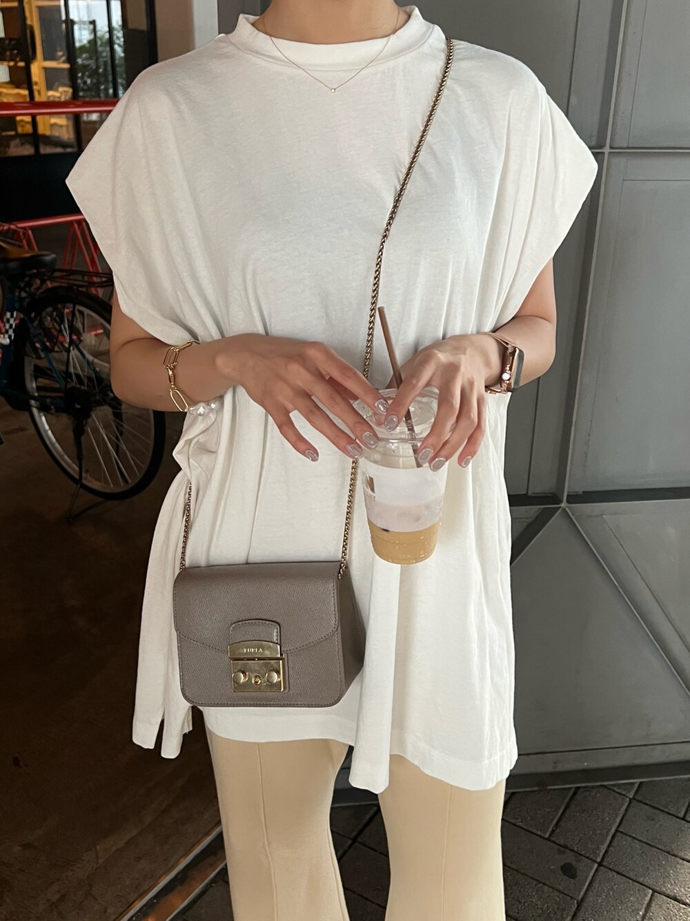 フルラ メトロポリス グリッター　ブロンズ　ショルダーバッグ　パーティ FURLA（フルラ）の「メトロポリスミニショルダーバッグ