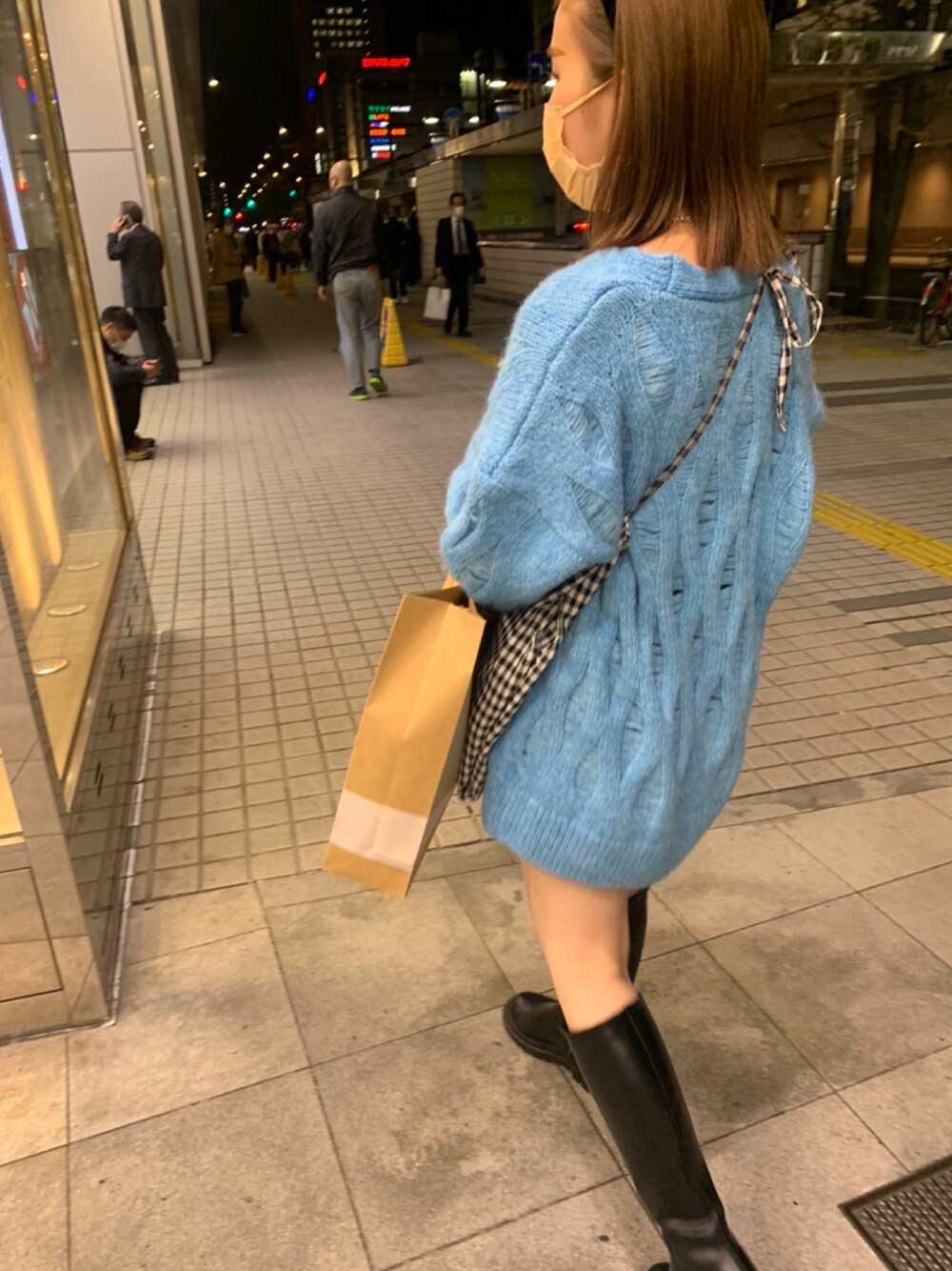 「ZARAのアイテム（トップス、ブルー系）」を使った、aaa.さん（レディース・157cm）の秋コーディネートの1枚目の写真