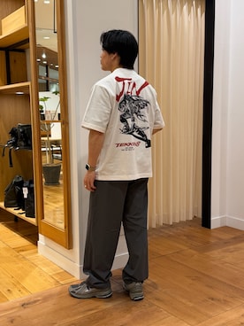 「URBAN RESEARCH DOORS（アーバンリサーチドアーズ）のTEKKEN ショートスリーブプリントTシャツ（Tシャツ/カットソー、ホワイト系）」を使った、katsukiさん（メンズ・168cm）の春コーディネート