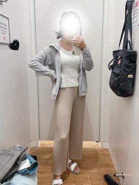 Yanni さんのコーディネート