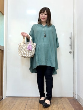 「SHOO・LA・RUE（シューラルー）の【NEW/22.5㎝-24.5㎝】洗えてサラサラ ニットパンプス（パンプス、ブラック系）」を使った、だいわさん（レディース・155cm）の春コーディネート