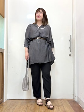 「SHOO・LA・RUE（シューラルー）の【ひんやり/UV/SS-3L/セットアップ可】さらさらぷるん イージーテーパードパンツ（その他パンツ、ブラック系）」を使った、だいわさん（レディース・155cm）の春コーディネート