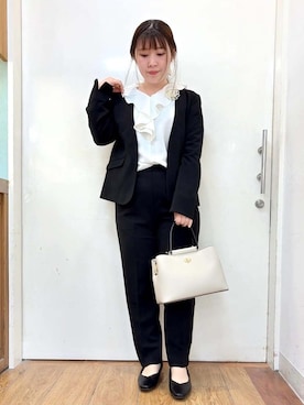 「SHOO・LA・RUE（シューラルー）の【洗濯機可/セットアップ可/S-3L】きちんと楽に。カットジョーゼットノーカラージャケット（ノーカラージャケット、ブラック系）」を使った、だいわさん（レディース・155cm）の冬コーディネート
