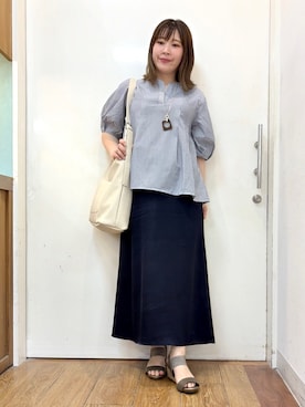 「SHOO・LA・RUE（シューラルー）の【洗濯後しわになりにくい/S-LL/インせず着られる】自然に体型カバー 麻調ペプラムブラウス（シャツ/ブラウス、ブルー系）」を使った、だいわさん（レディース・155cm）の春コーディネート