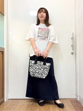 「SHOO・LA・RUE（シューラルー）の【プチプラ/S-LL】選べる3柄 コットンプリントTシャツ（Tシャツ/カットソー、ホワイト系）」を使った、だいわさん（レディース・155cm）の春コーディネート