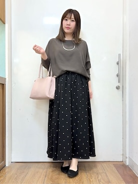 「SHOO・LA・RUE（シューラルー）の【着丈選べる/体型カバー/洗濯機可】さらさらとろん ドルマンブラウス（シャツ/ブラウス、ブラウン系）」を使った、だいわさん（レディース・155cm）の春コーディネート