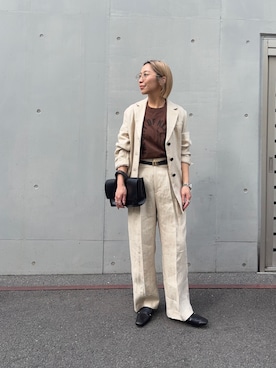 「URBAN RESEARCH（アーバンリサーチ）のオックスリネンストレートパンツ（その他パンツ、ベージュ系）」を使った、スズキダさん（レディース・160cm）の春コーディネート