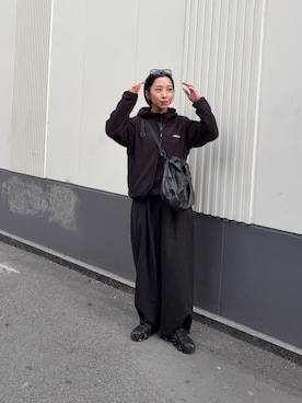 「ワントーンコーデ」｜スズキダさん（レディース・161cm）の冬コーディネート