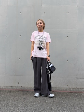「URBAN RESEARCH（アーバンリサーチ）のGANNI　EXCLUSIVE RELAXED T-SHIRTS（Tシャツ/カットソー、ピンク系）」を使った、スズキダさん（レディース・160cm）の夏コーディネート