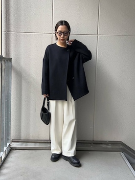 「アイテム（ノーカラーコート）」を使った、スズキダさん（レディース・160cm）の秋コーディネート