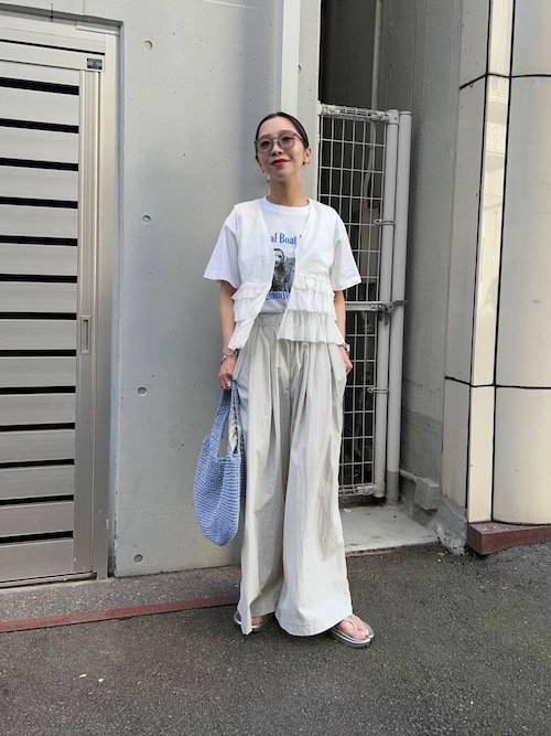 ノースリーブフリルブラウス
