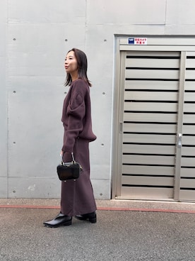 「URBAN RESEARCH（アーバンリサーチ）のCHRISTIAN VILLA　エナメルカーフレザーショルダーバッグ（ショルダーバッグ）」を使った、スズキダさん（レディース・161cm）の秋コーディネート