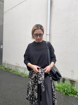 「URBAN RESEARCH（アーバンリサーチ）の『一部別注カラー』LUSANA　SUN SHIRTS（シャツ/ブラウス、ブラック系）」を使った、スズキダさん（レディース・160cm）の春コーディネート
