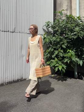「LAATO（ラート）のknit frill tunic（チュニック、ホワイト系）」を使った、スズキダさん（レディース・160cm）の夏コーディネート