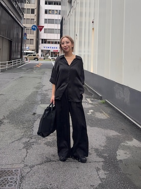 「URBAN RESEARCH（アーバンリサーチ）のハーフスリーブキュプラシャツ（シャツ/ブラウス、ブラック系）」を使った、スズキダさん（レディース・160cm）の夏コーディネート