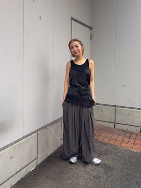 「URBAN RESEARCH（アーバンリサーチ）のレースアシメキャミソール（キャミソール、ブラック系）」を使った、スズキダさん（レディース・160cm）の夏コーディネート