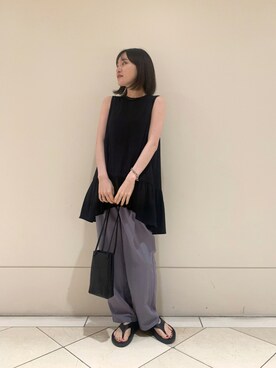 「OOFOS（ウーフォス）のOOFOS　Ooriginal（サンダル）」を使った、とやまさん（レディース・162cm）の夏コーディネート