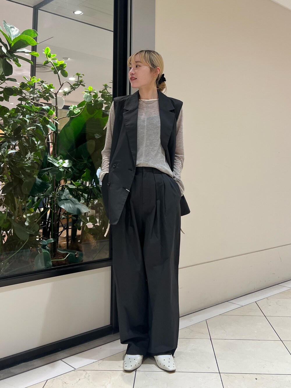 とやま(URBAN RESEARCH なんばCITY)|LAATOのその他パンツを使ったコーディネート - WEAR