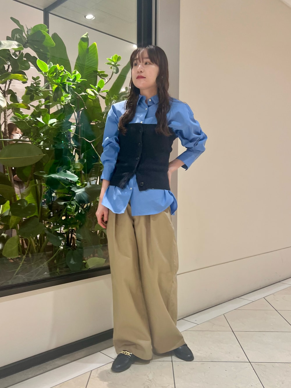とやま(URBAN RESEARCH なんばCITY)|URBAN RESEARCHのパンツを使ったコーディネート - WEAR