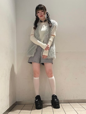 「キュロット」｜「アイテム（スニーカー）」を使った、胡桃さん（レディース・165cm）の秋コーディネート