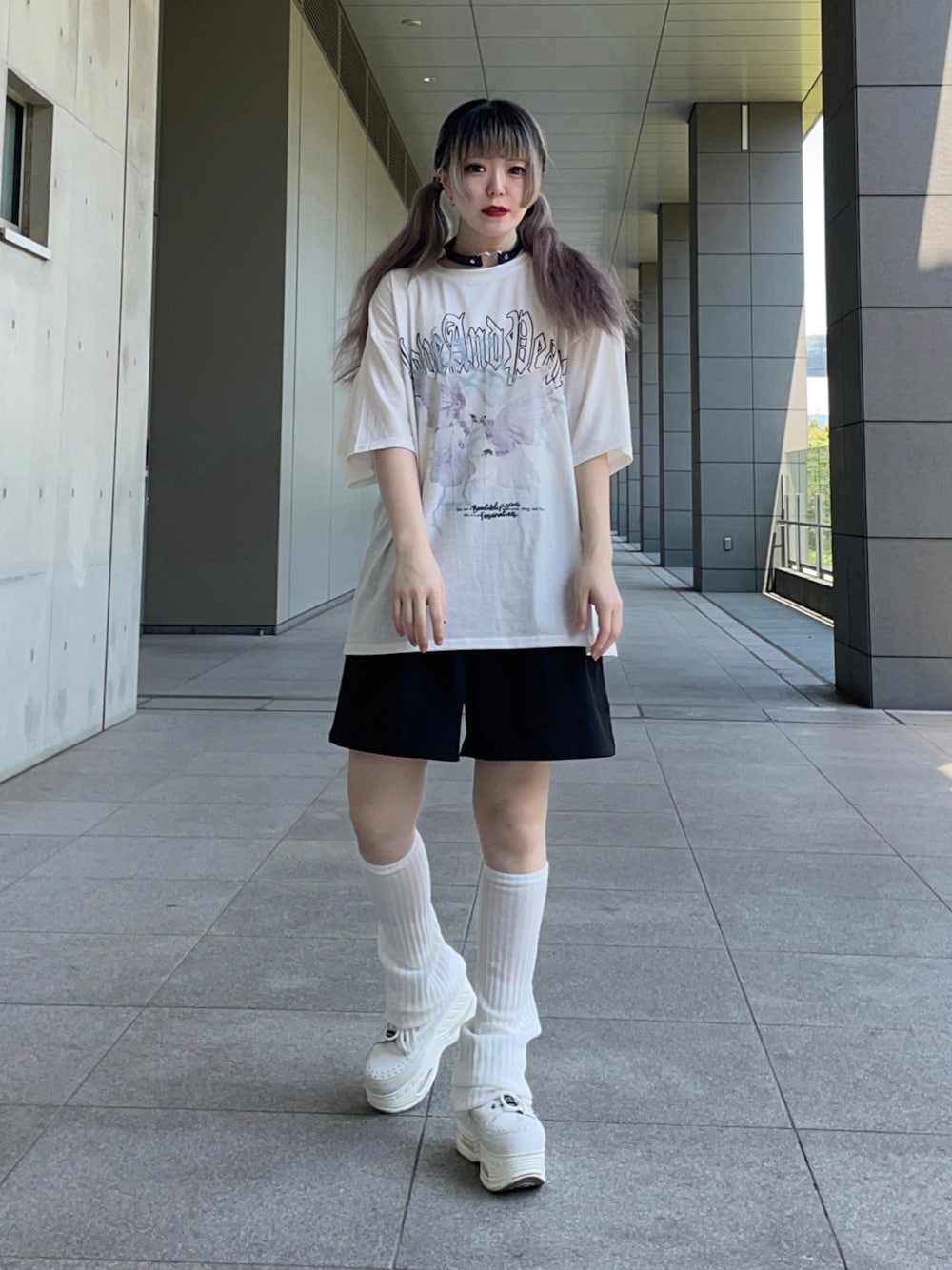 胡桃｜SHEINのTシャツ/カットソーを使ったコーディネート - WEAR