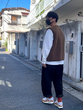 「UNIQLO（ユニクロ）のワイドフィットテーパードコーデュロイパンツ セットアップ可能（その他パンツ）」を使った、Motoさん（メンズ・181cm）の秋コーディネート