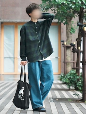 「WHITE LINE（ホワイトライン）のアイテム」を使った、じいさん（メンズ・172cm）の秋コーディネート