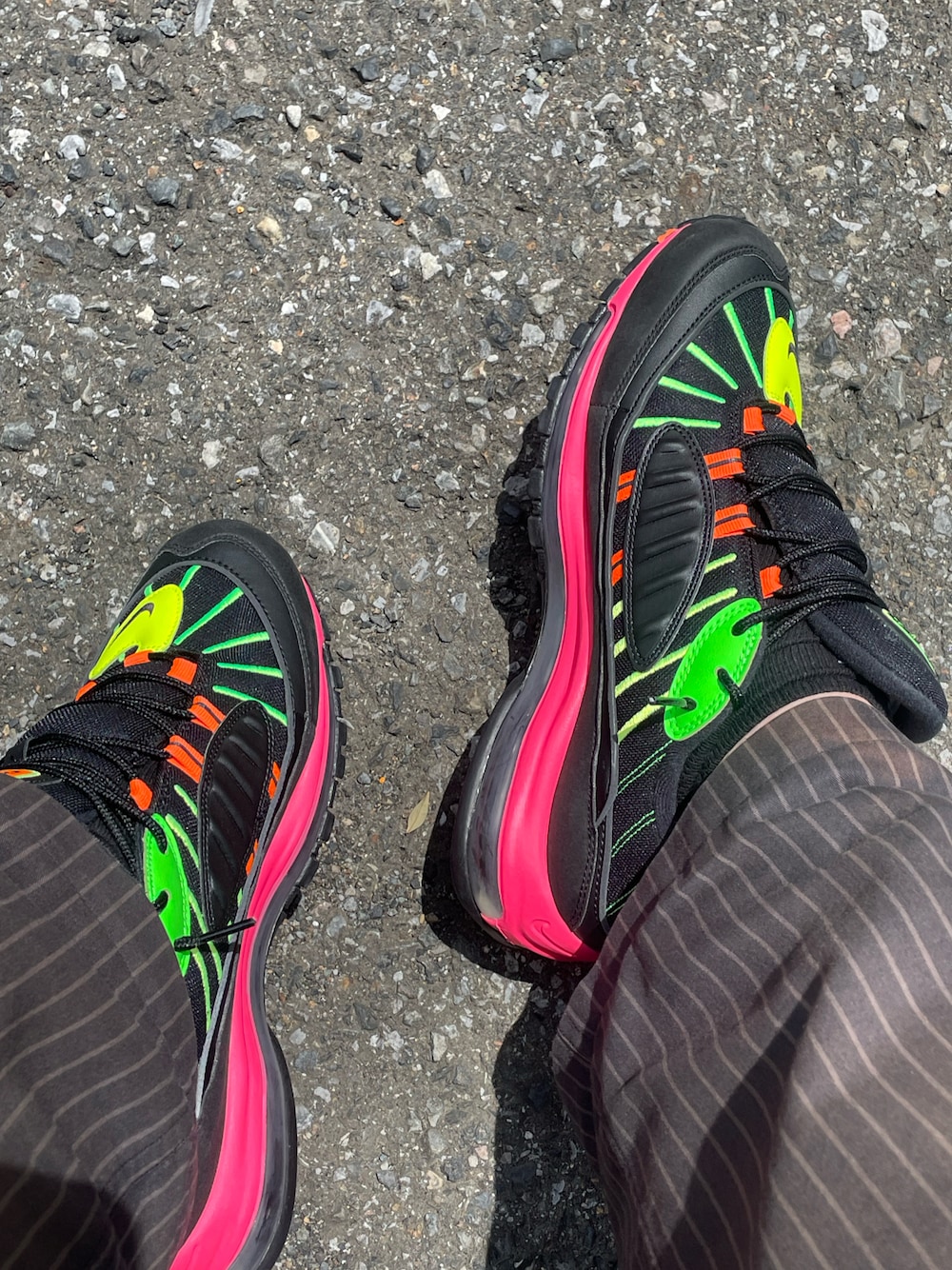 NIKE（ナイキ）の「AIR MAX 98 NEON 27cm（スニーカー）」 - WEAR