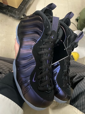 パン屋のスニーカー店員さんのコーディネート