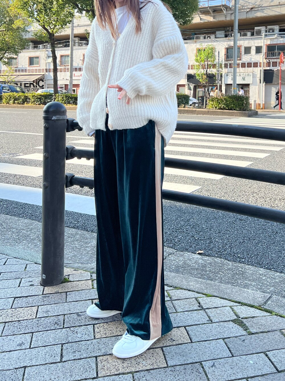 CANALJEAN RED CHOP WORKS ベロアサイドラインパンツ CANAL JEAN（キャナルジーン）の「RED CHOP WORKS(レッド